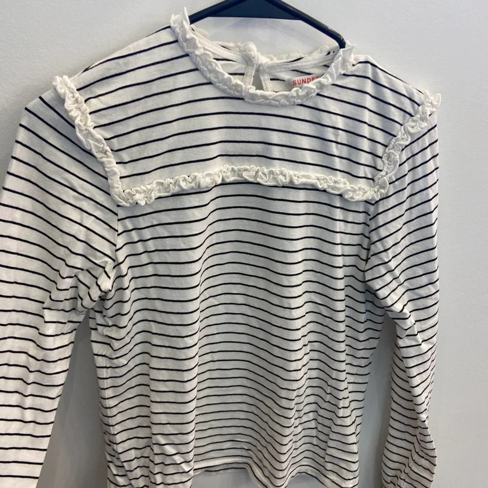 Sundry Size 1 Ruffle Bib Top - Picture 5 of 11